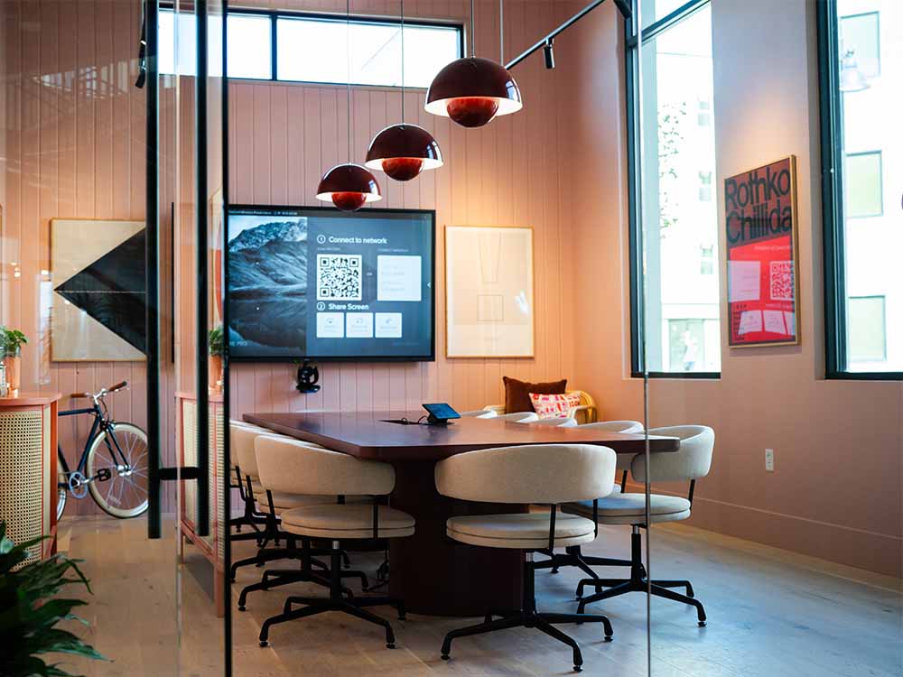 Collaborative co-working office space
